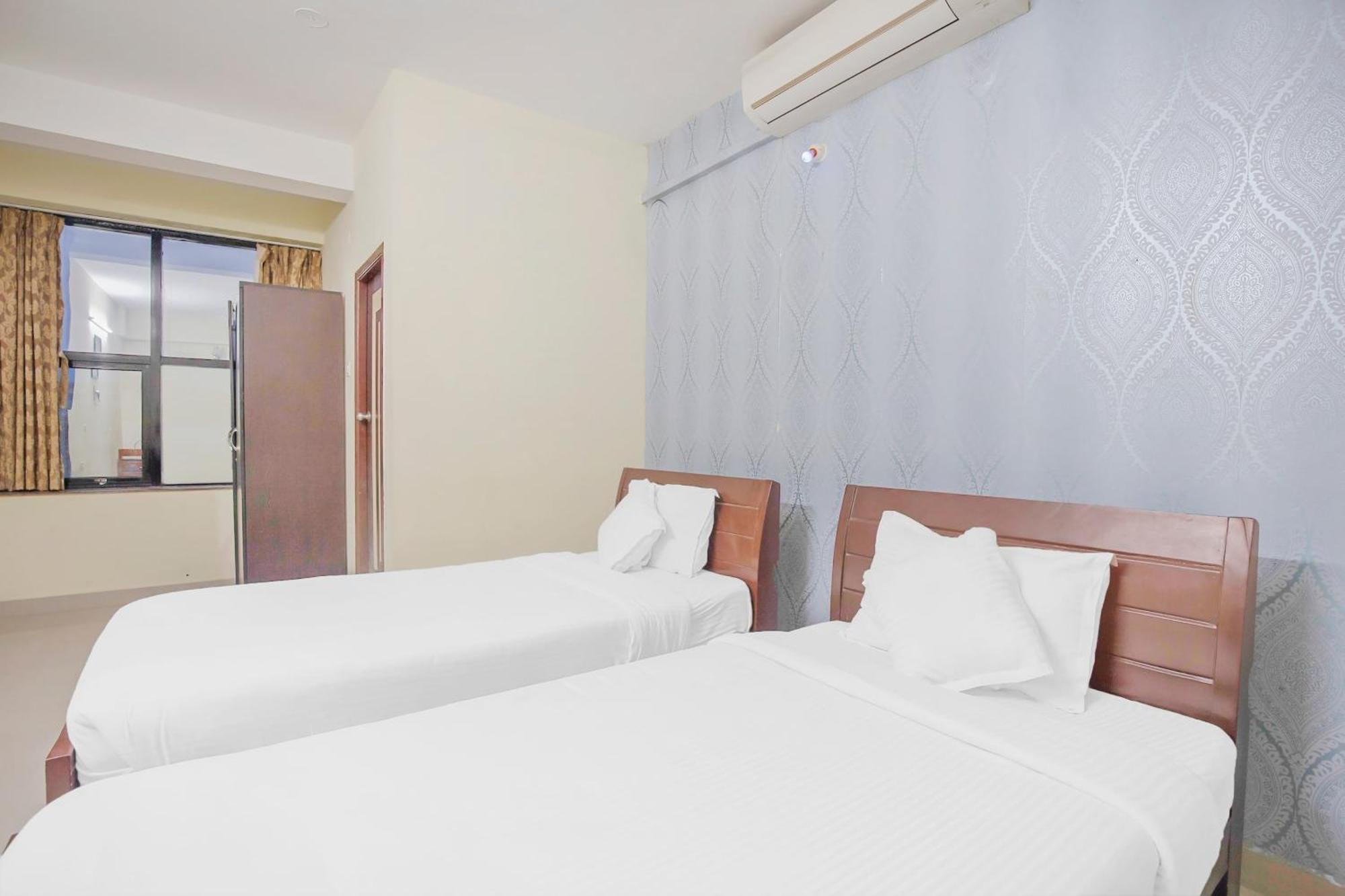 Super Hotel O Kelambakkam Kelambākkam Esterno foto